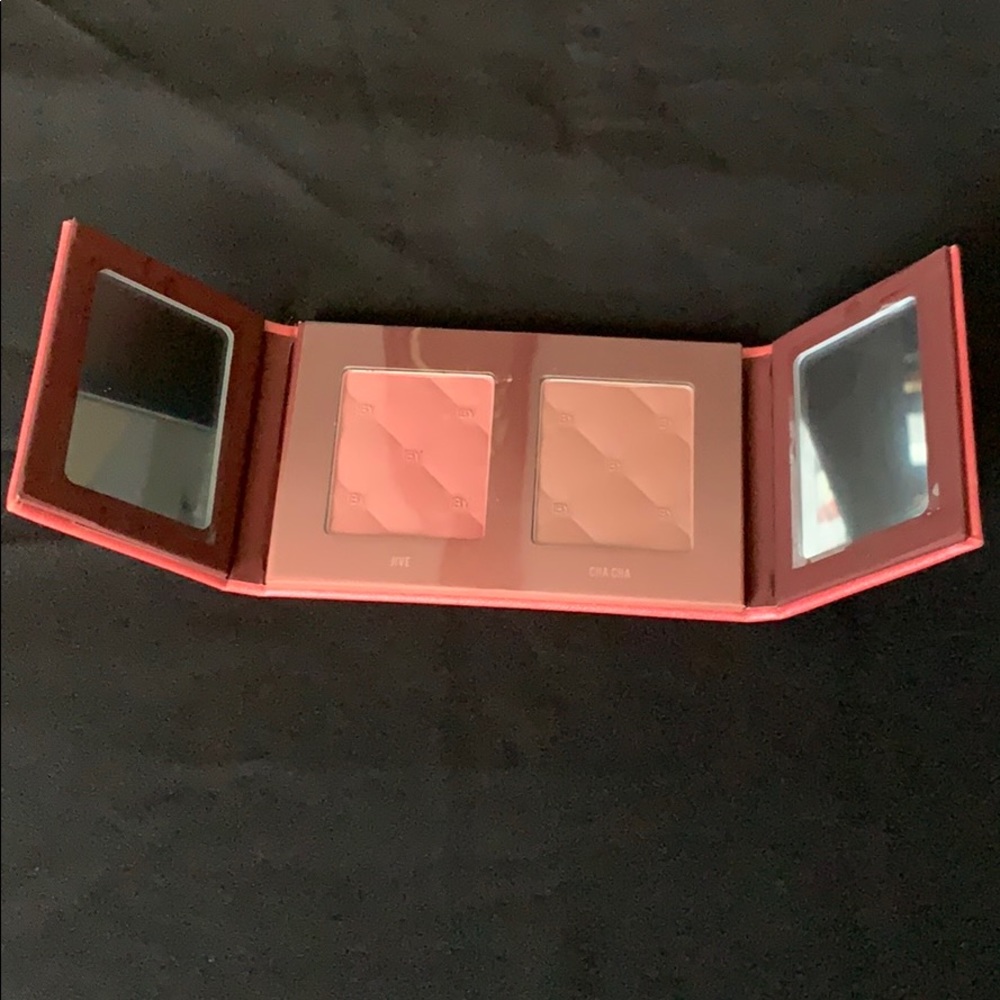 IBY Cheek to Cheek Palette
